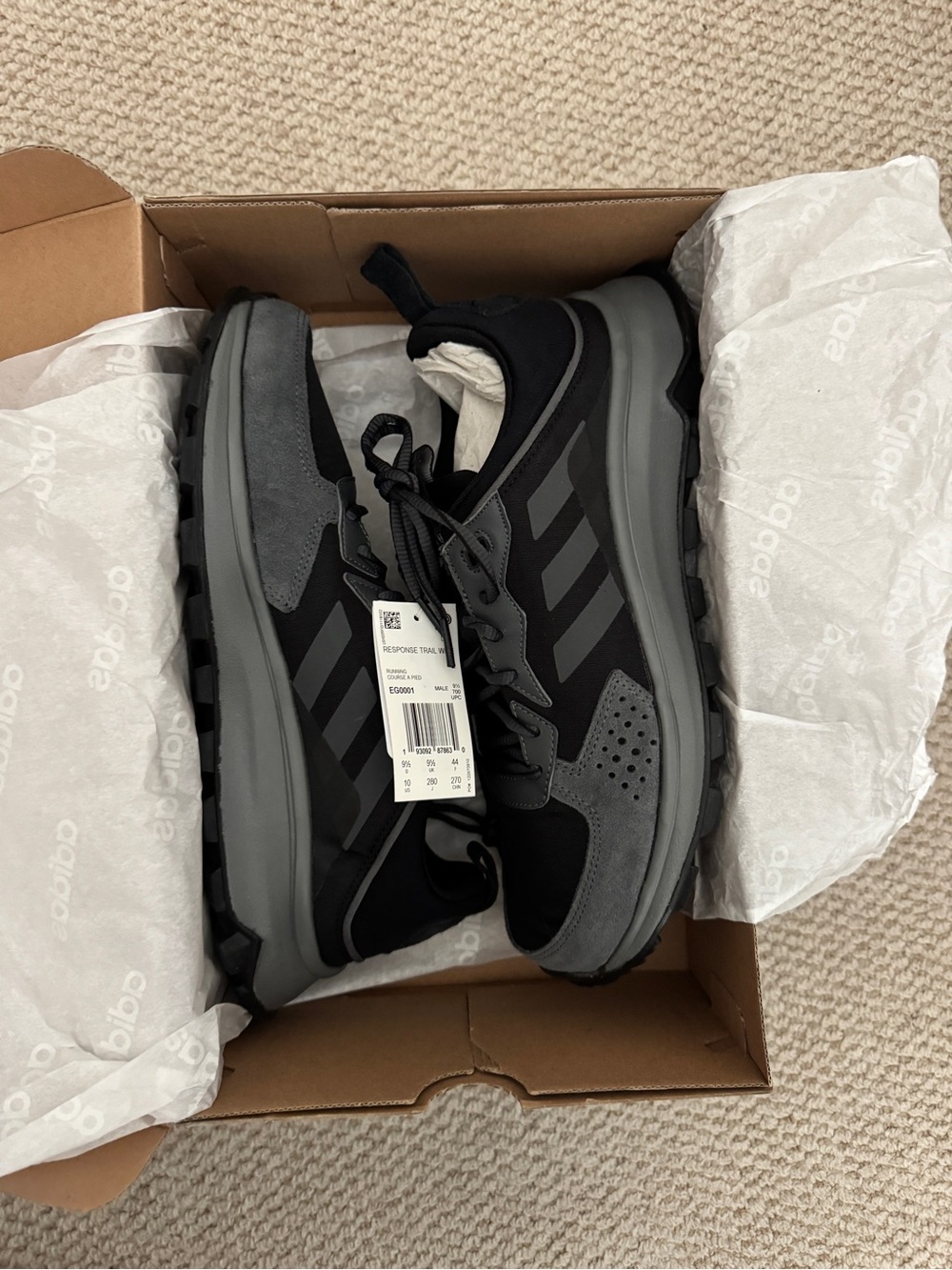 adidas Men's Black and Gray Response Trail Wide Sneakers - Size 10